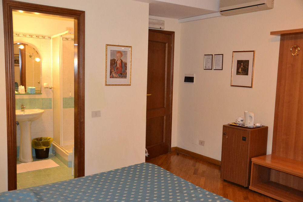 Domus Julia 3* Roma